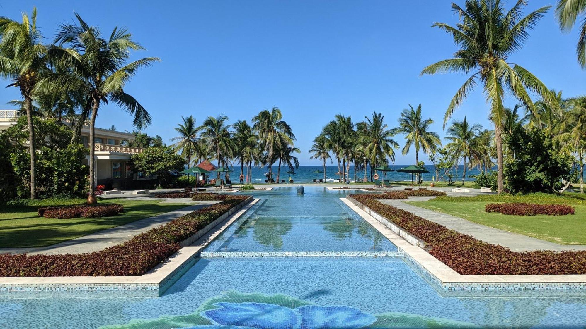 Olalani Resort & Condotel Дананг Екстер'єр фото