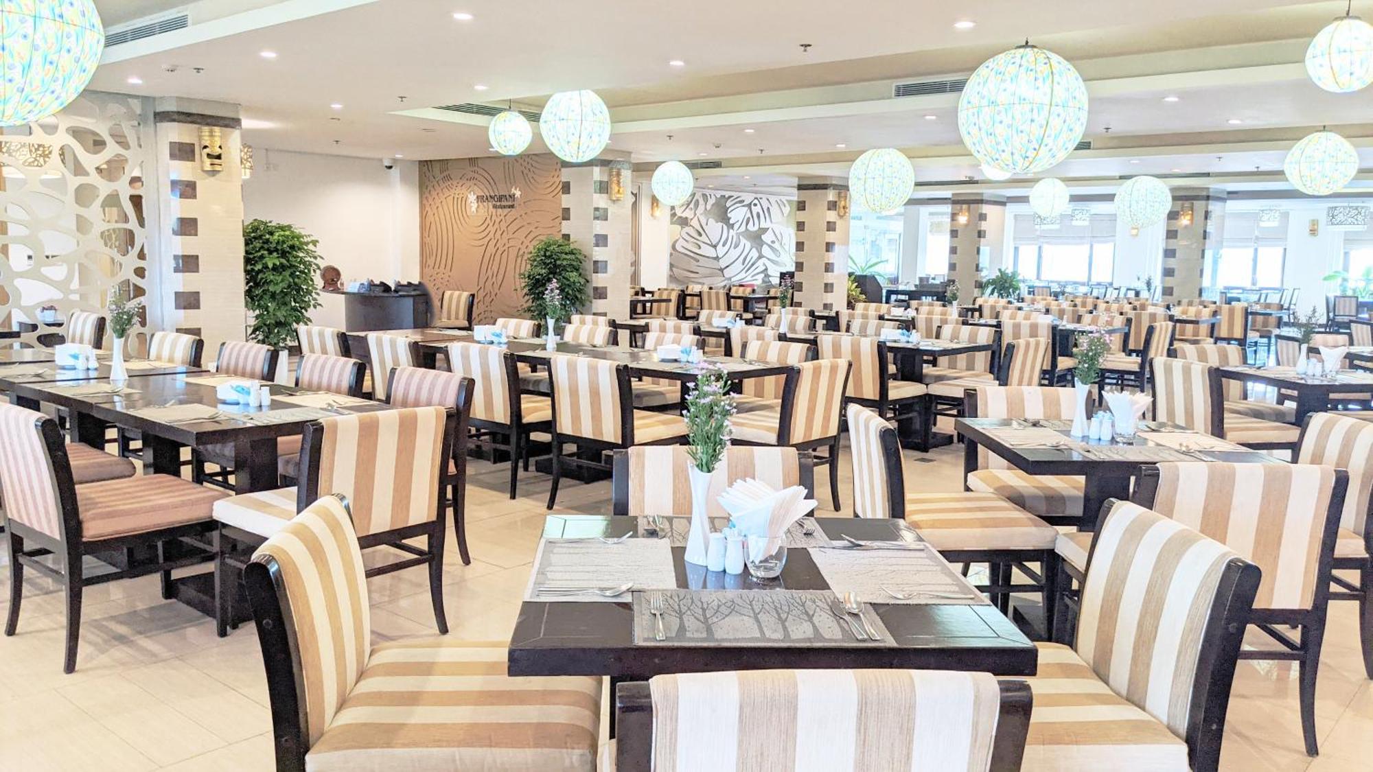 Olalani Resort & Condotel Дананг Екстер'єр фото