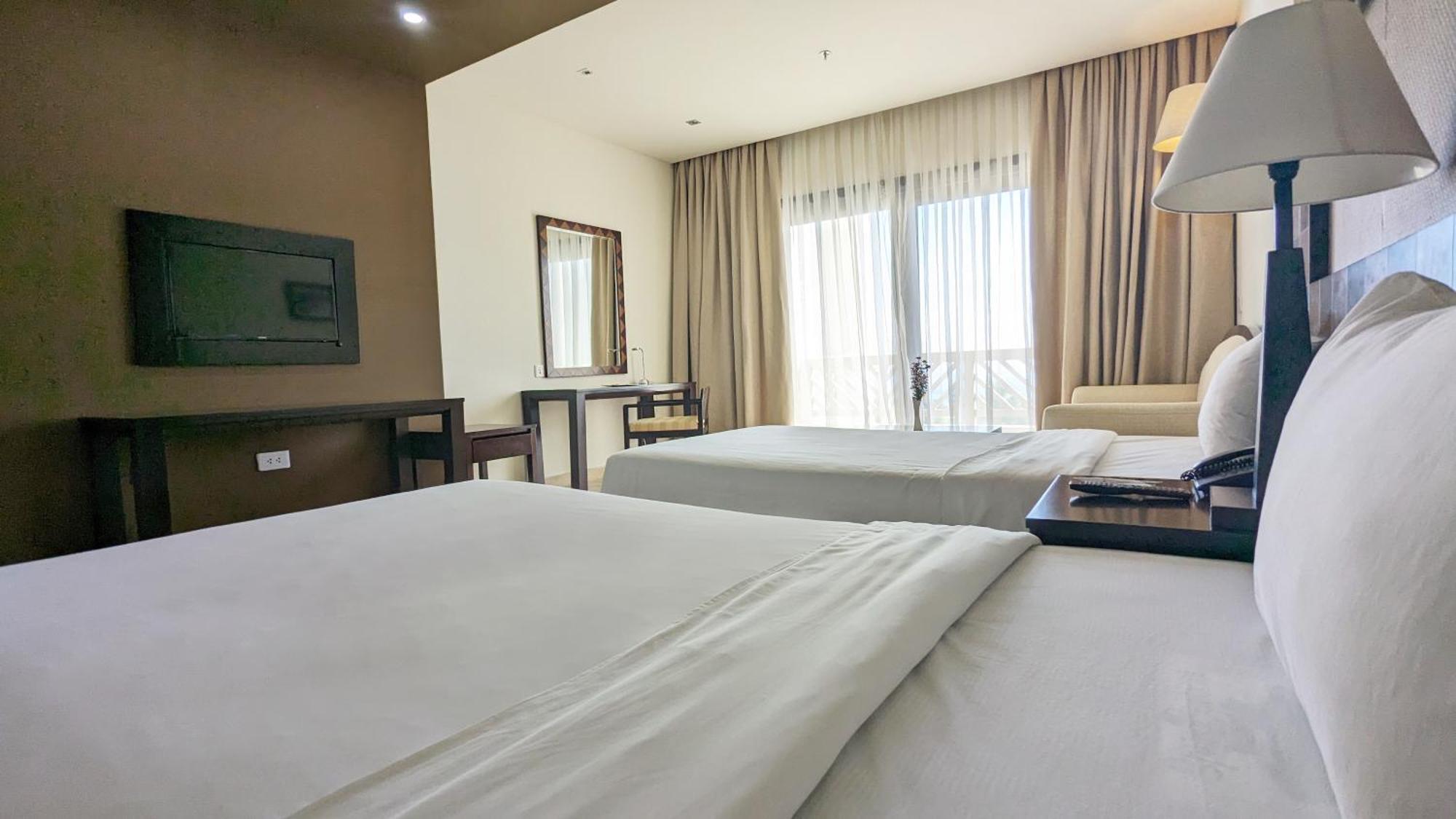 Olalani Resort & Condotel Дананг Екстер'єр фото